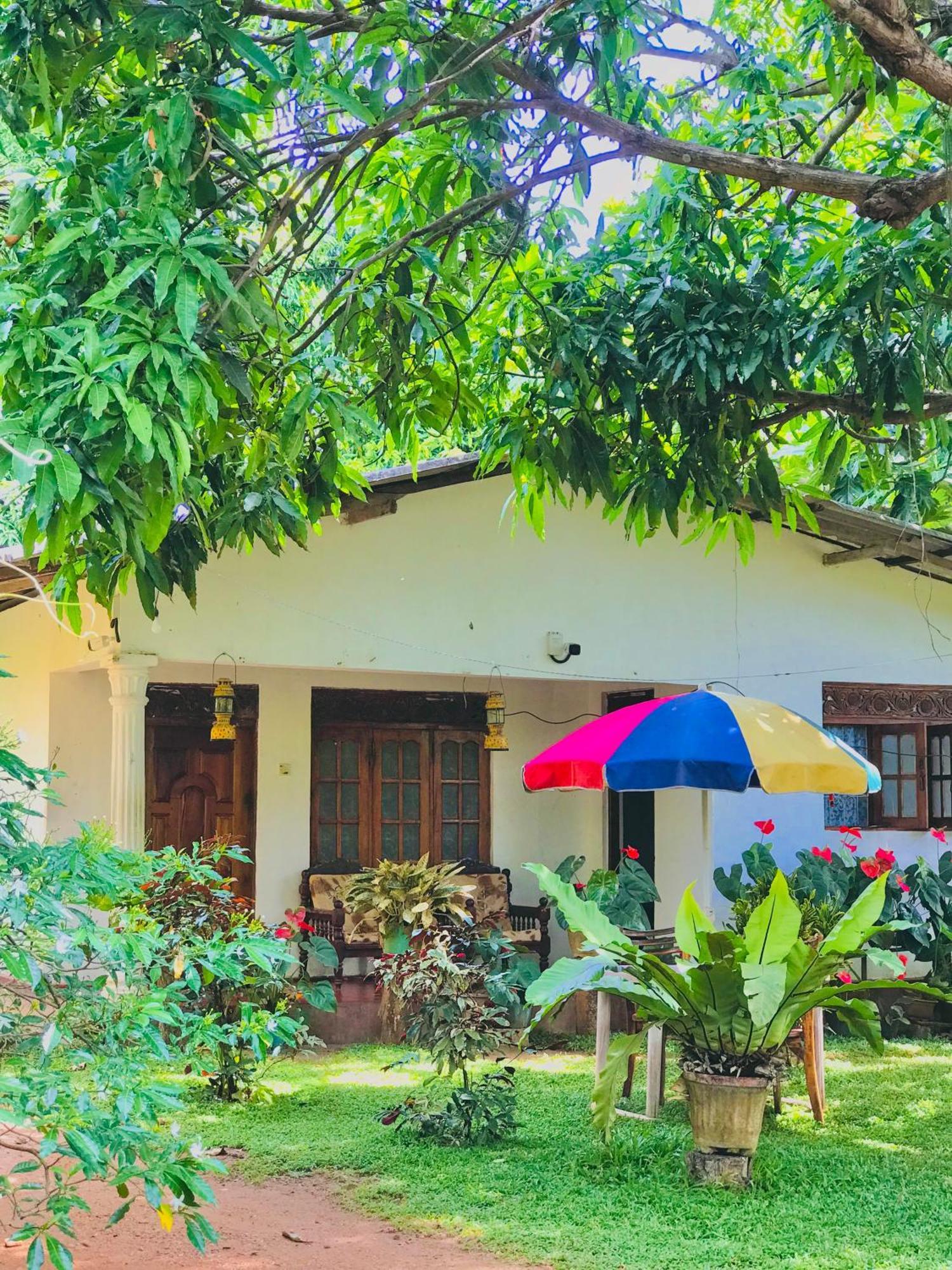 Sigiri Lakshan Home Stay Sigiriya Buitenkant foto