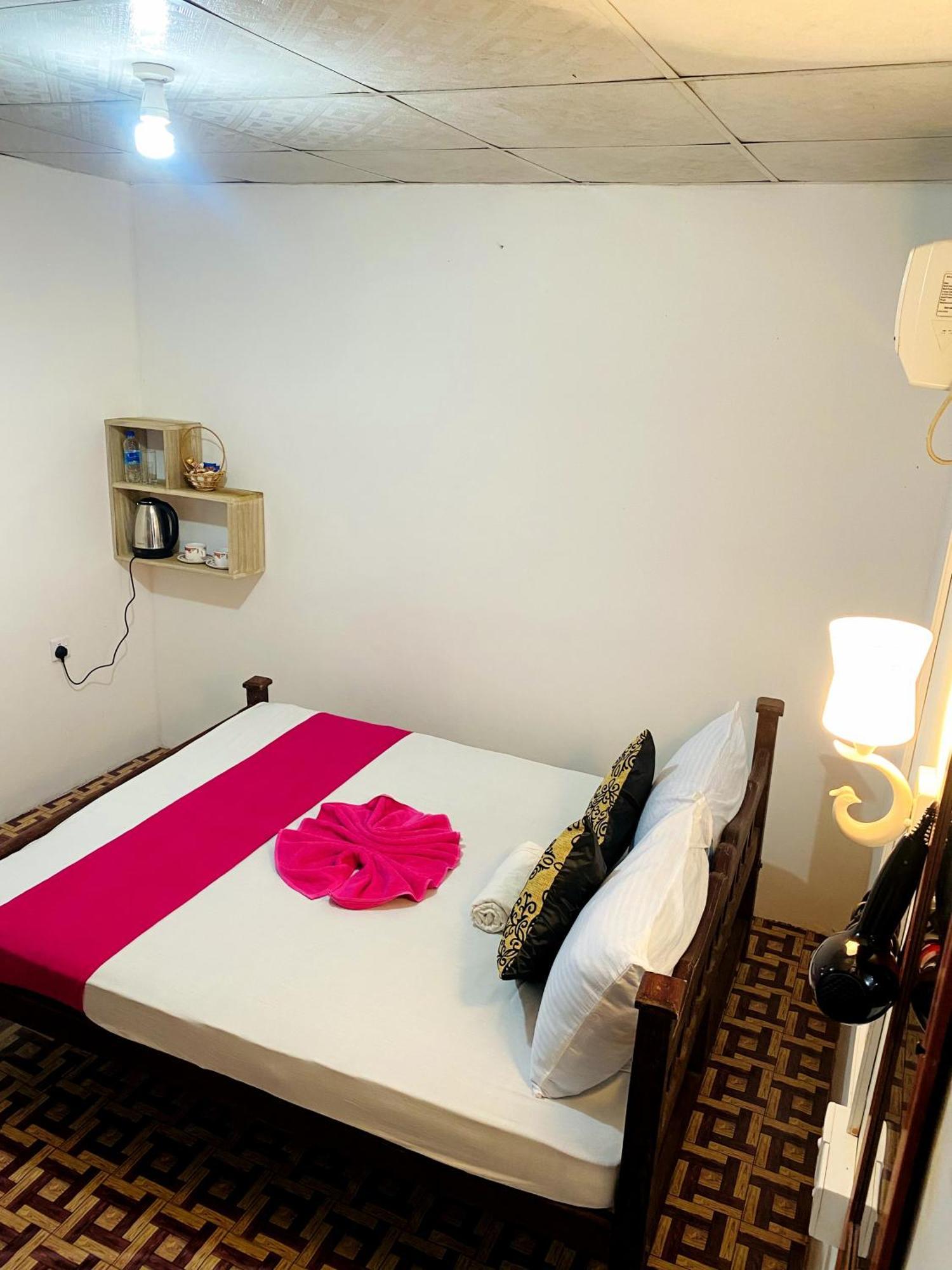 Sigiri Lakshan Home Stay Sigiriya Buitenkant foto